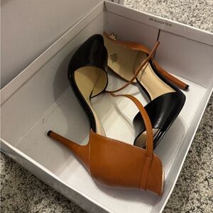Chic Black and Camel Women's Heels